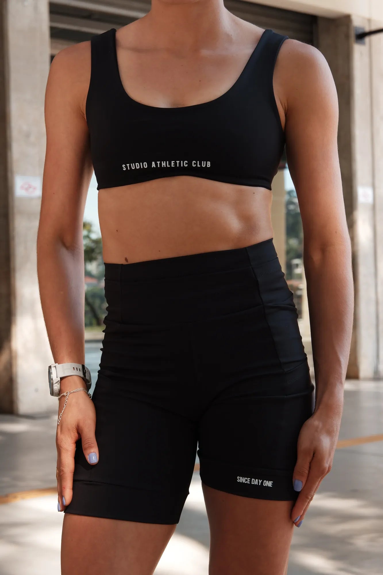 Shorts Feminino On Track